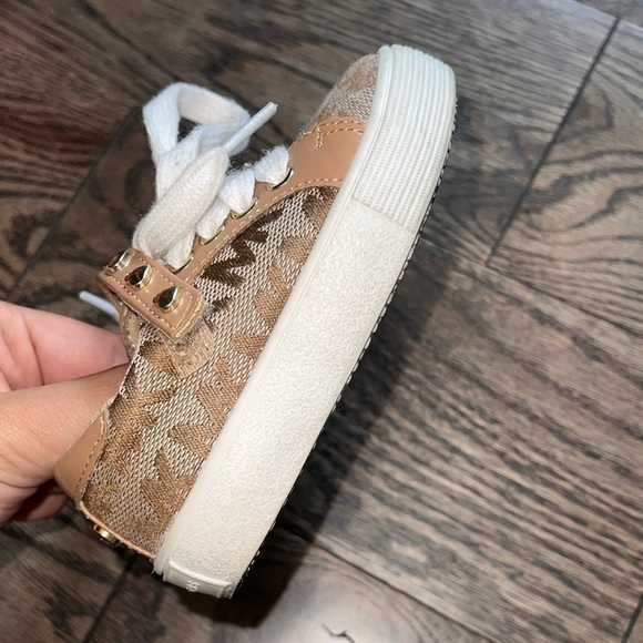 Mk Michael Kors size 5 toddler heart sneaker brown luxury designer sale - Picture 6 of 7